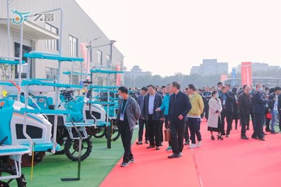 蘇州久富二期工廠投產(chǎn) 擘畫(huà)智能農(nóng)機(jī)新藍(lán)圖，開(kāi)啟農(nóng)業(yè)機(jī)械服務(wù)新篇章